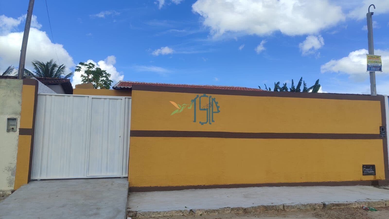 Casa Padrão / Casa em Ceará-Mirim/ Casa padrão em rua pública em Ceará-Mirim