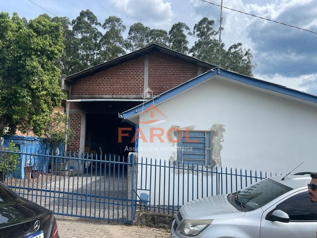 Galpão/Depósito/Armazém em Três Coroas - Linha Café Baixa