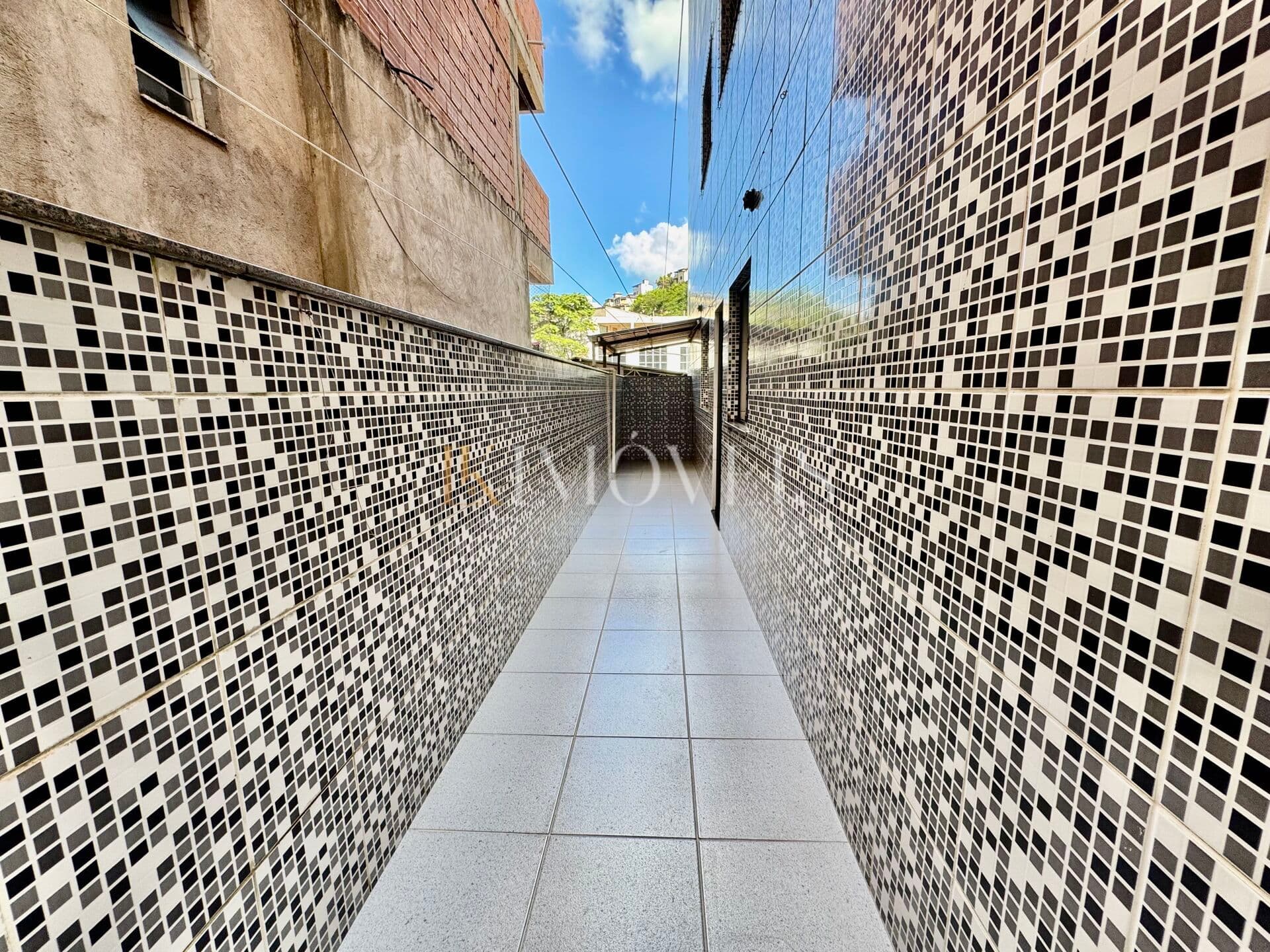 Apartamento + área privativa