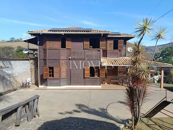 Casa em João Monlevade - Campos Elísios