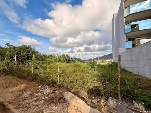 Lote/Terreno em João Monlevade - Sion