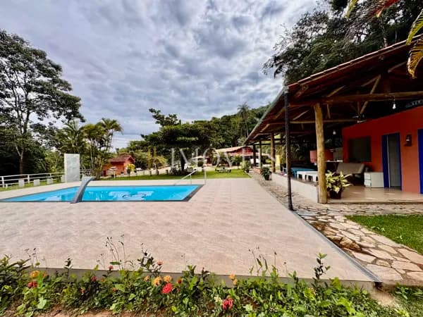 Fazenda/Sítios/Chácaras em São Gonçalo do Rio Abaixo - Santa Rita de Pacas