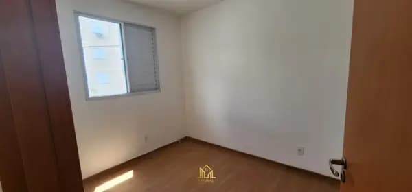 Apartamento à venda no bairro Residencial Viviane em Uberlândia/MG