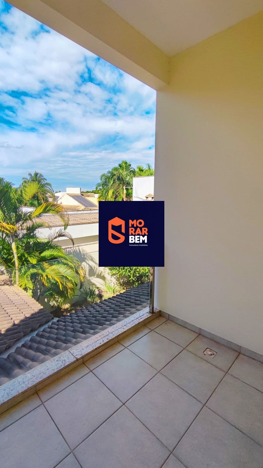 Casa em Uberlândia - Jardim Karaíba