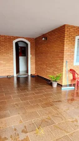 Casa à venda no bairro Saraiva em Uberlândia/MG