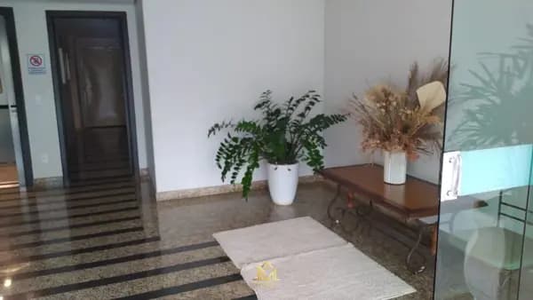 Apartamento à venda no bairro Martins em Uberlândia/MG