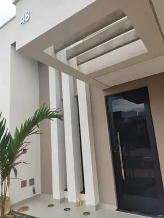 Casa à venda no bairro Grand Ville em Uberlândia/MG