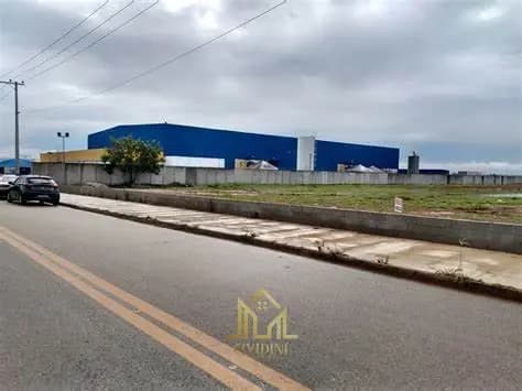 Prédio à venda no bairro Presidente Roosevelt em Uberlândia/MG