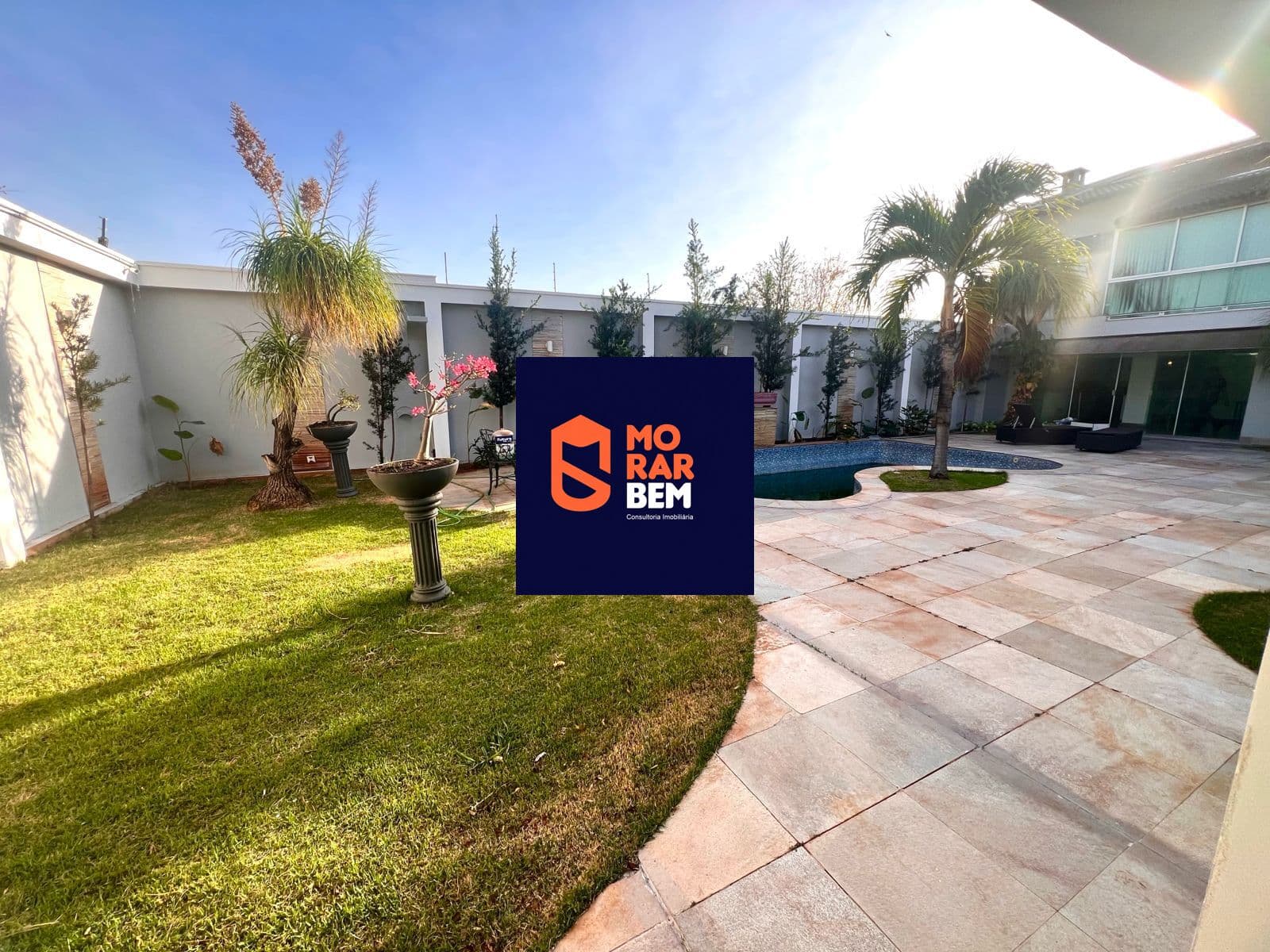 Casa em Uberlândia - Jardim Karaíba