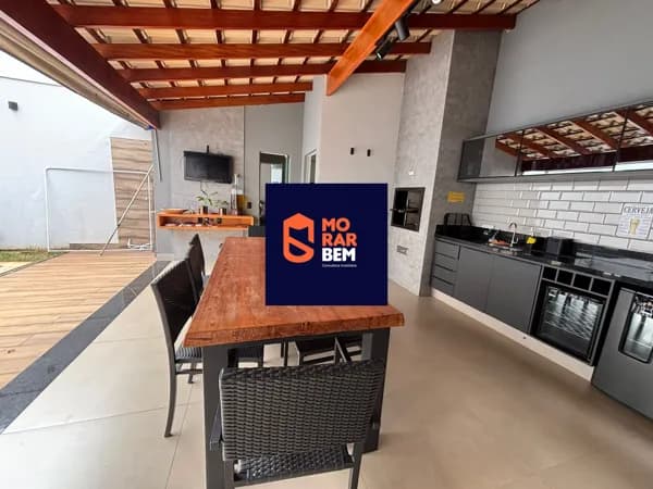 Casa em Uberlândia - Jardim Karaíba