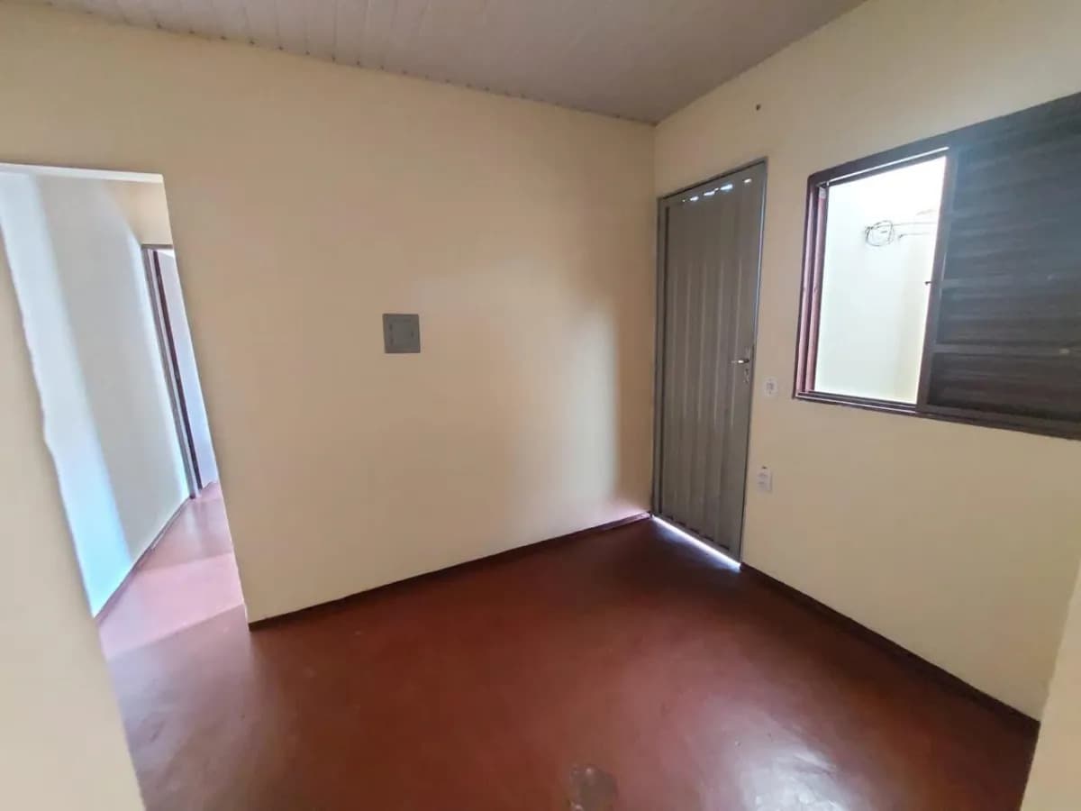 Casa à venda no bairro Planalto em Uberlândia/MG