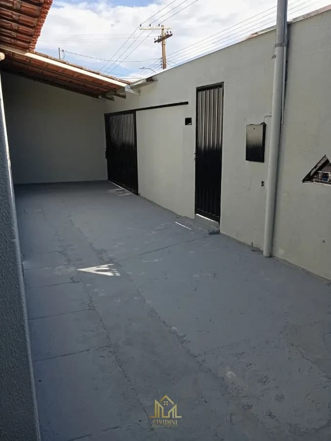Casa à venda no bairro Jardim Canaã em Uberlândia/MG