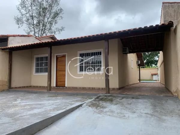 Ampla Casa de Temporada em Iguaba Grande – 3 Qts (1 Suíte) – 10 Hóspedes