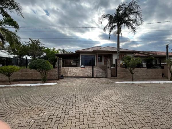 Casa em Universitário, Lajeado/RS