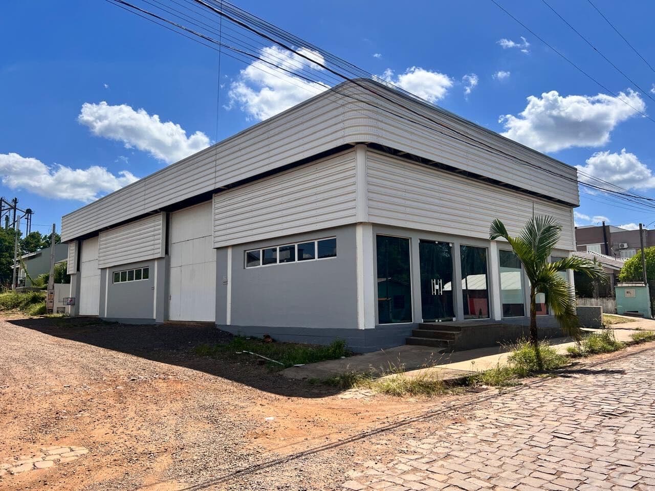 Pavilhão Comercial/Industrial