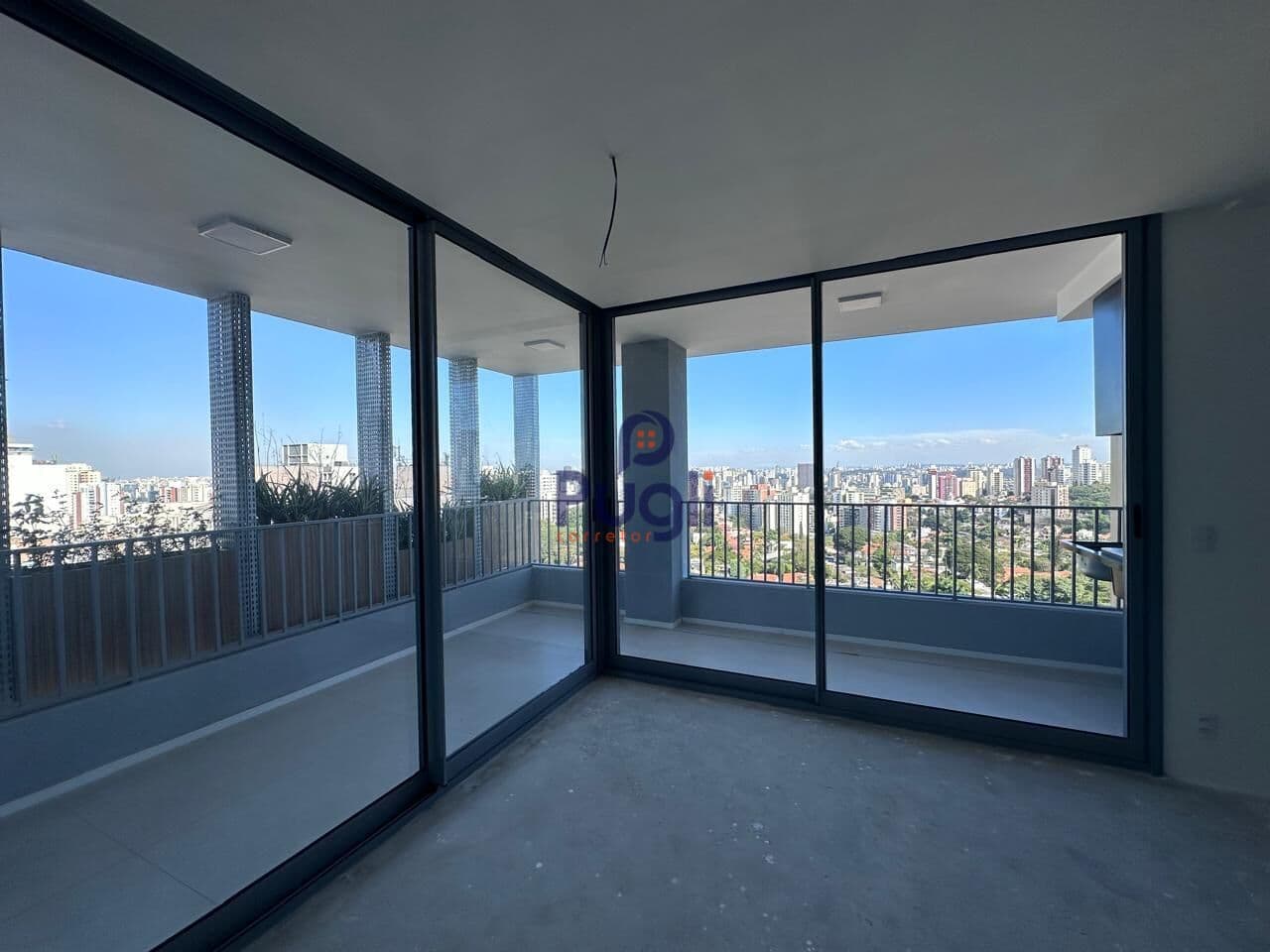 Apartamento 2 Dormitórios a Venda em Vila Madalena, São Paulo, SP | 96m2 - 2 Suítes + Lavabo - 2 Vagas