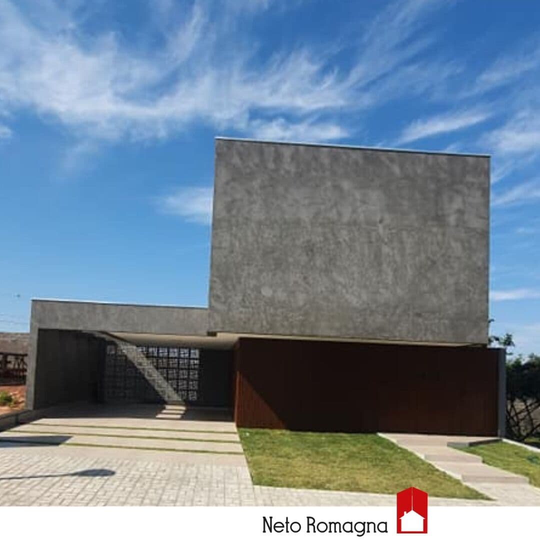 Mobiliada e com Piscina