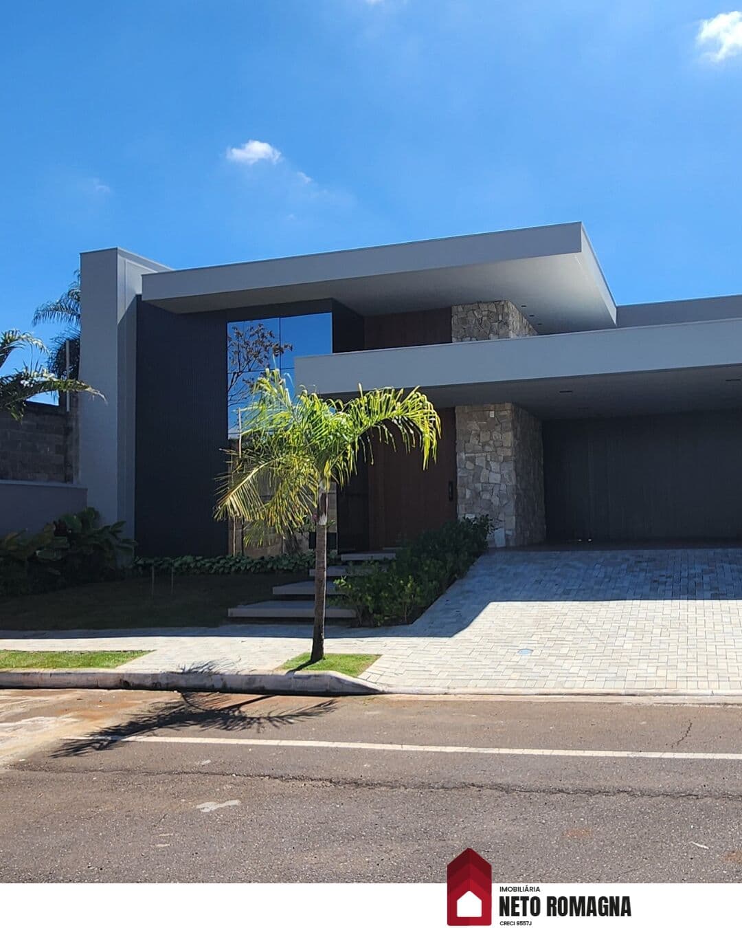Casa em condomínio fechado