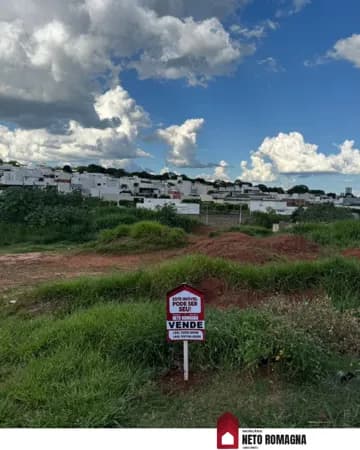 Terreno com 420m²