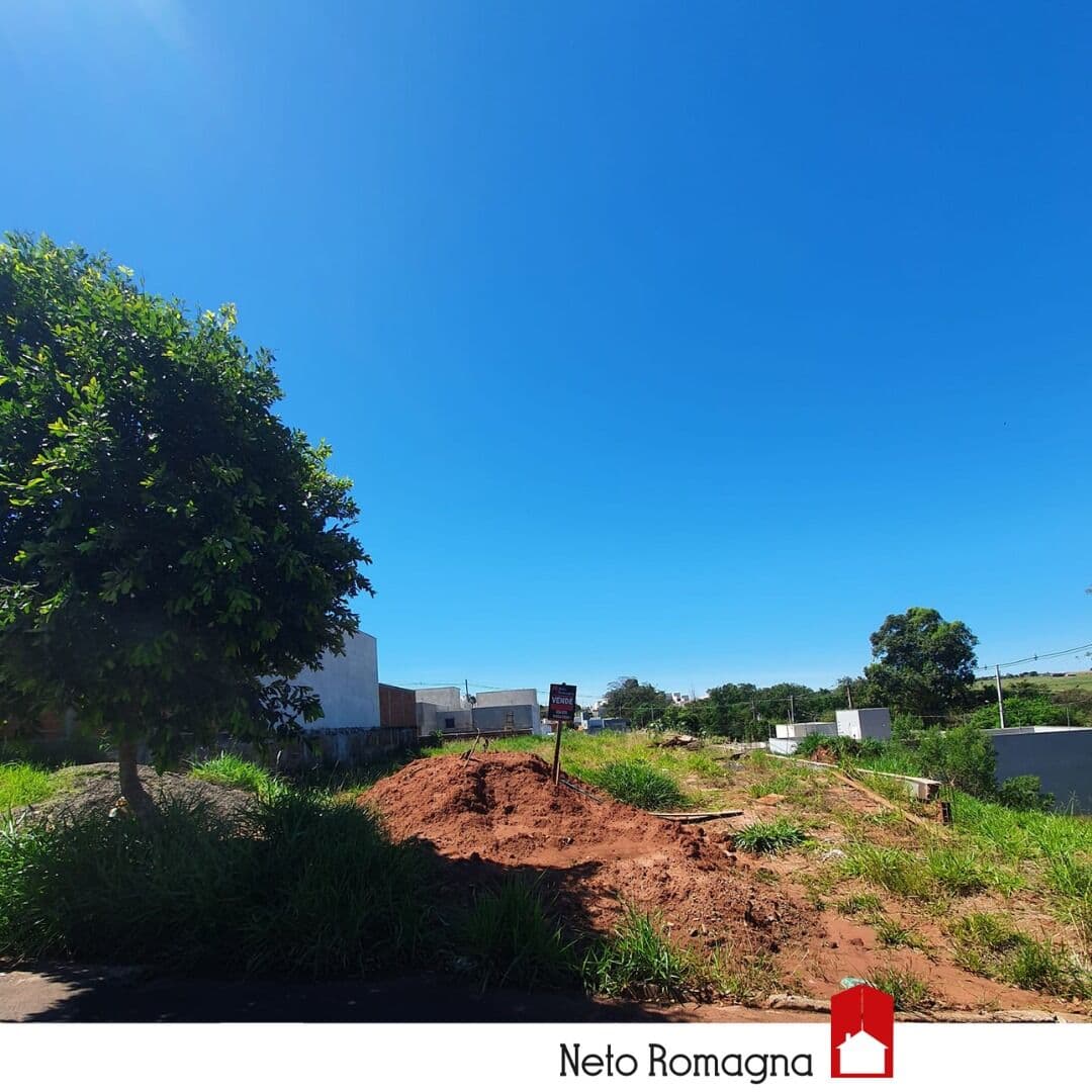 Terreno com 379,64m²