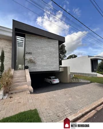 Móveis planejados, piscina e ambientes climatizados