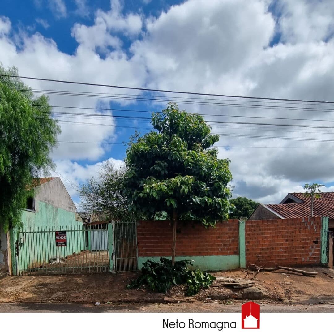 Casa em Umuarama - Jardim Kennedy