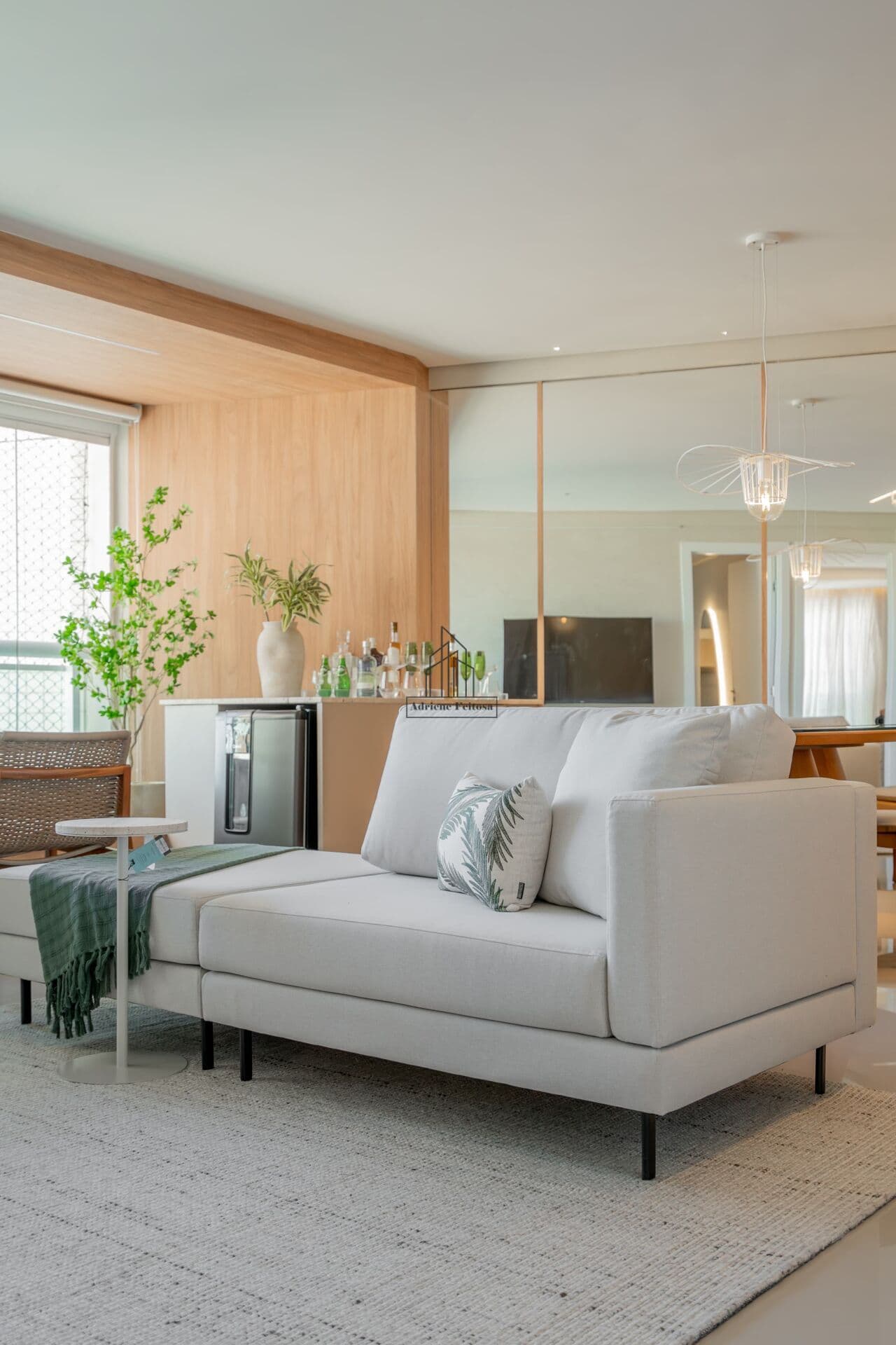 Apartamento completamente mobiliado pra locação