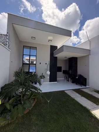 Casa Semi nova, pronta pra morar