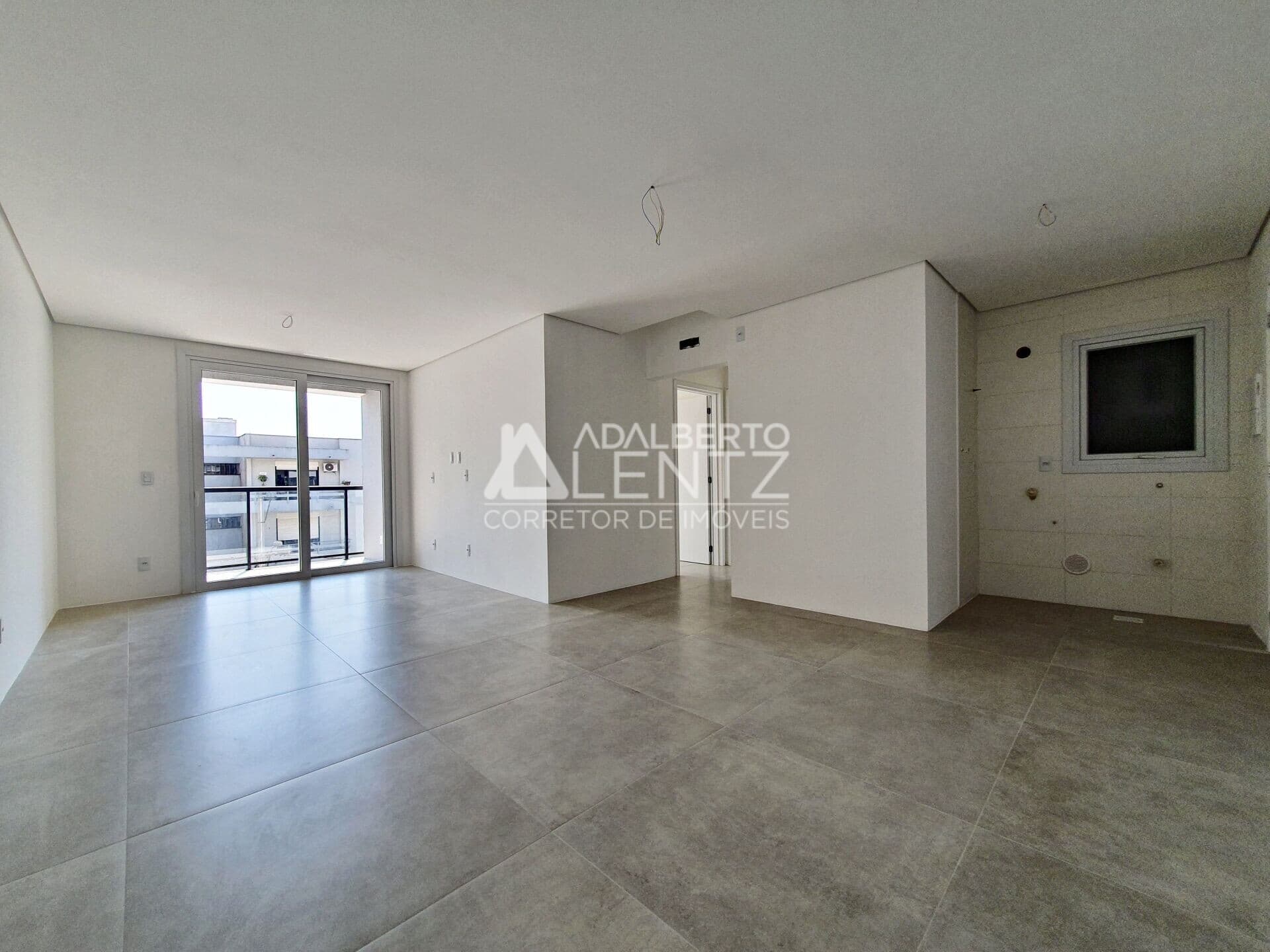 Apartamento no bairro Vila Nova em Novo Hamburgo com 2 dormitórios sendo 1 suíte