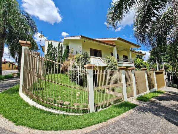 Casa no bairro Ouro Branco em Novo Hamburgo com 5 dormitórios