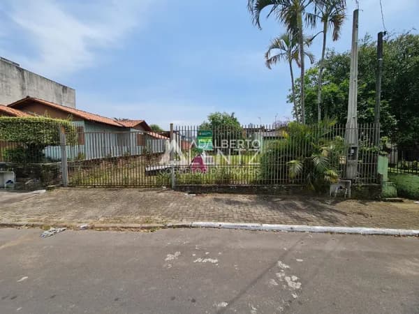 Terreno no bairro Jardim Mauá em Novo Hamburgo medindo 11 x 33 metros