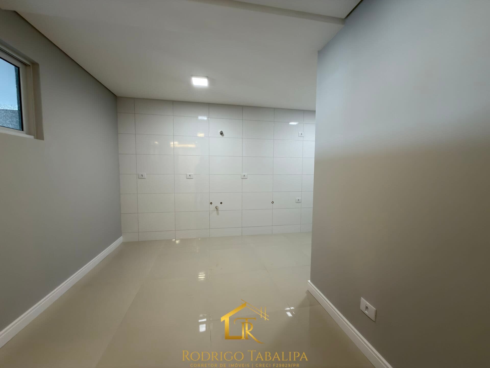 Apartamento 2 quartos 1 suite, Três Marias, São José dos Pinhais/PR