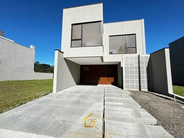 Triplex Alto Padrão em condominio, Costeira, São José dos Pinhais/PR