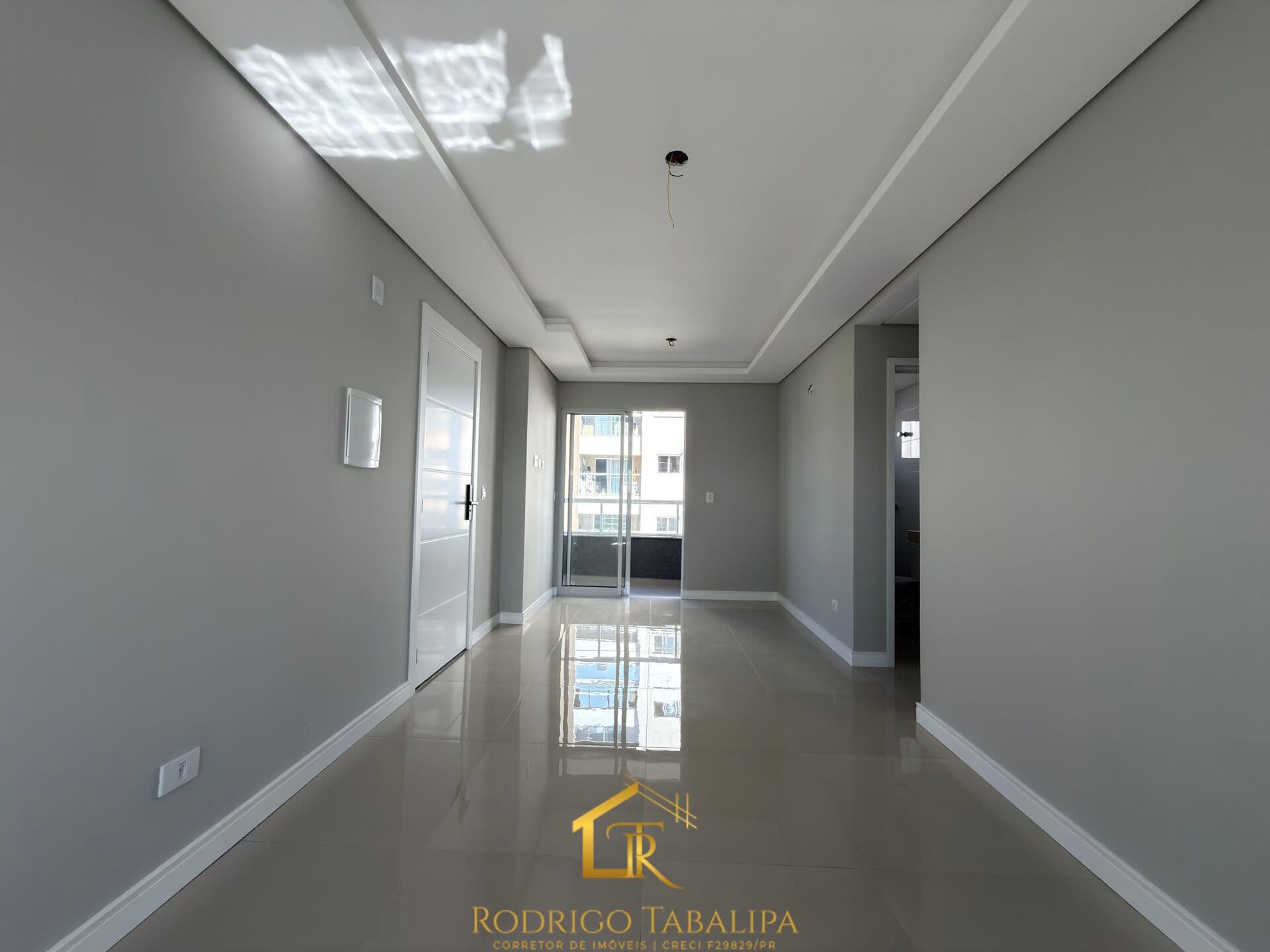 Apartamento com terraço, 3 quartos 1 suite, Três Marias, São José dos Pinhais/PR