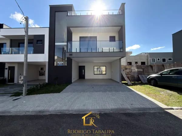 Triplex em Condomínio, 3 quartos 1 suite, Costeira, São José dos Pinhais