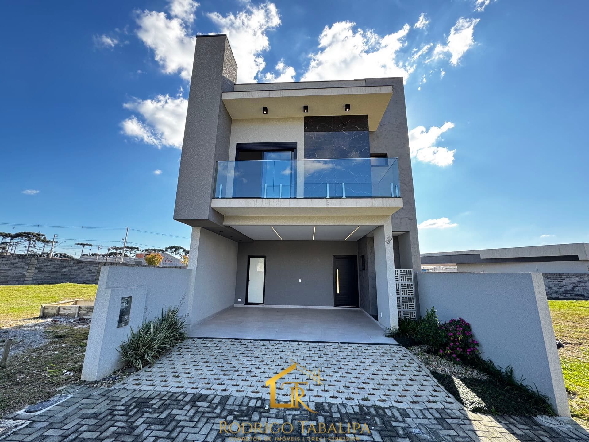 Triplex Alto Padrão Costeira, São José dos Pinhais/PR