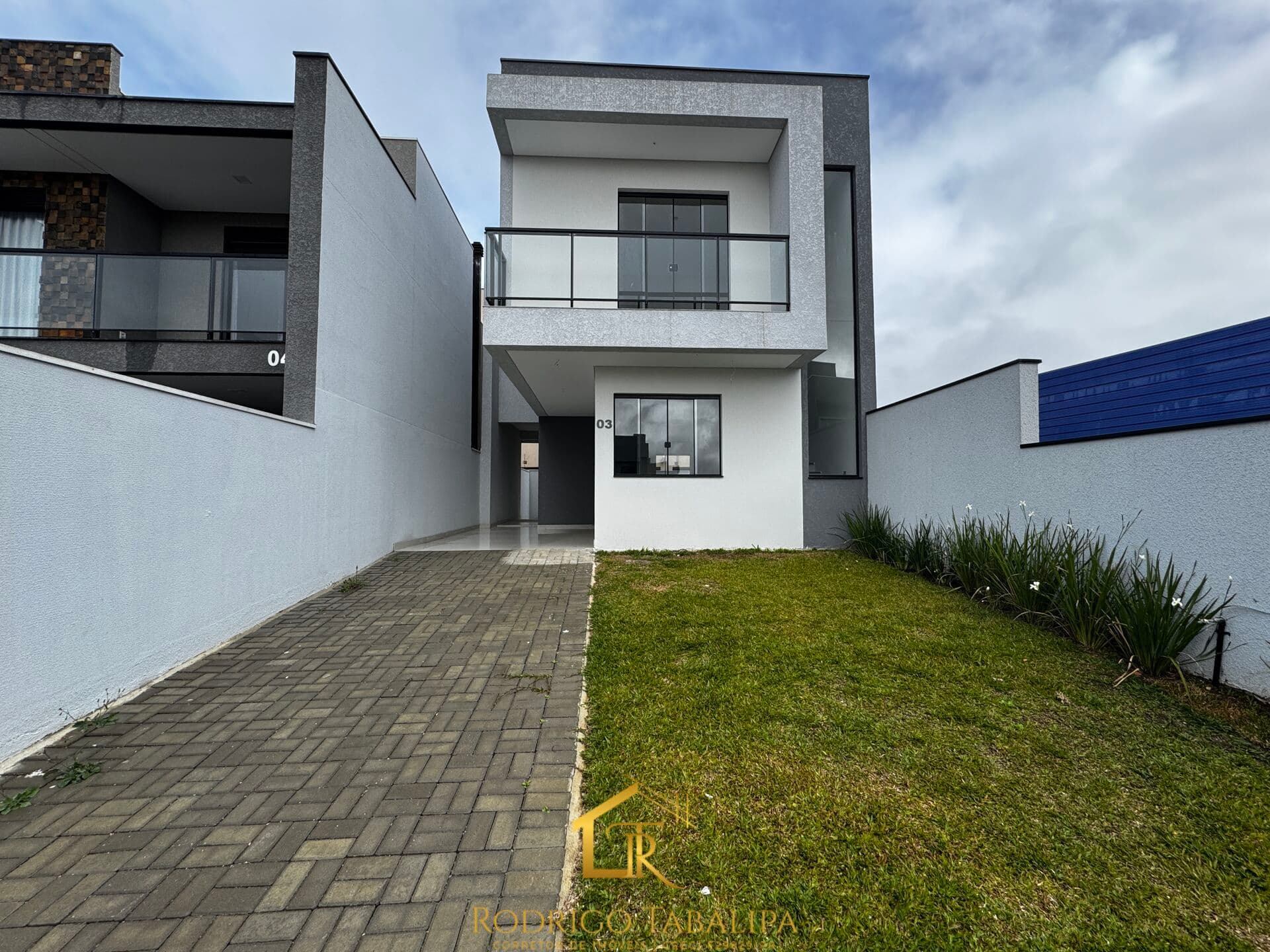 Sobrado em condominio Costeira, São José dos Pinhais/PR