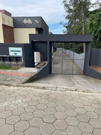 Casa em Criciúma - Laranjinha