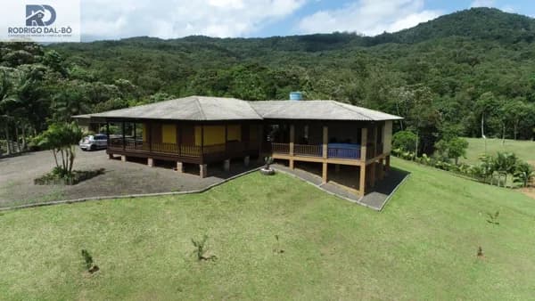 Fazenda/Sítios/Chácaras em Meleiro - Jardim Itália