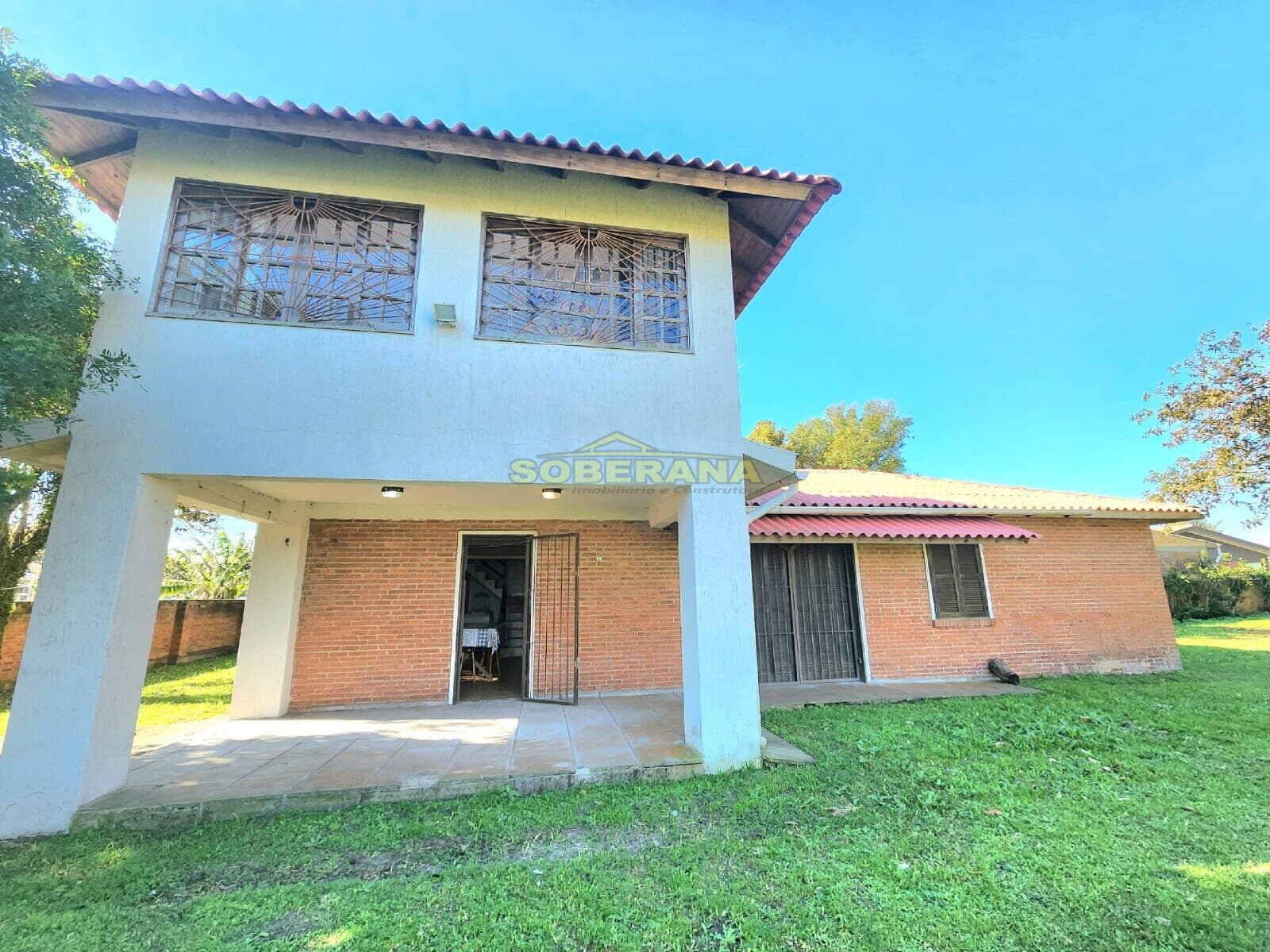 Casa estilo chácara