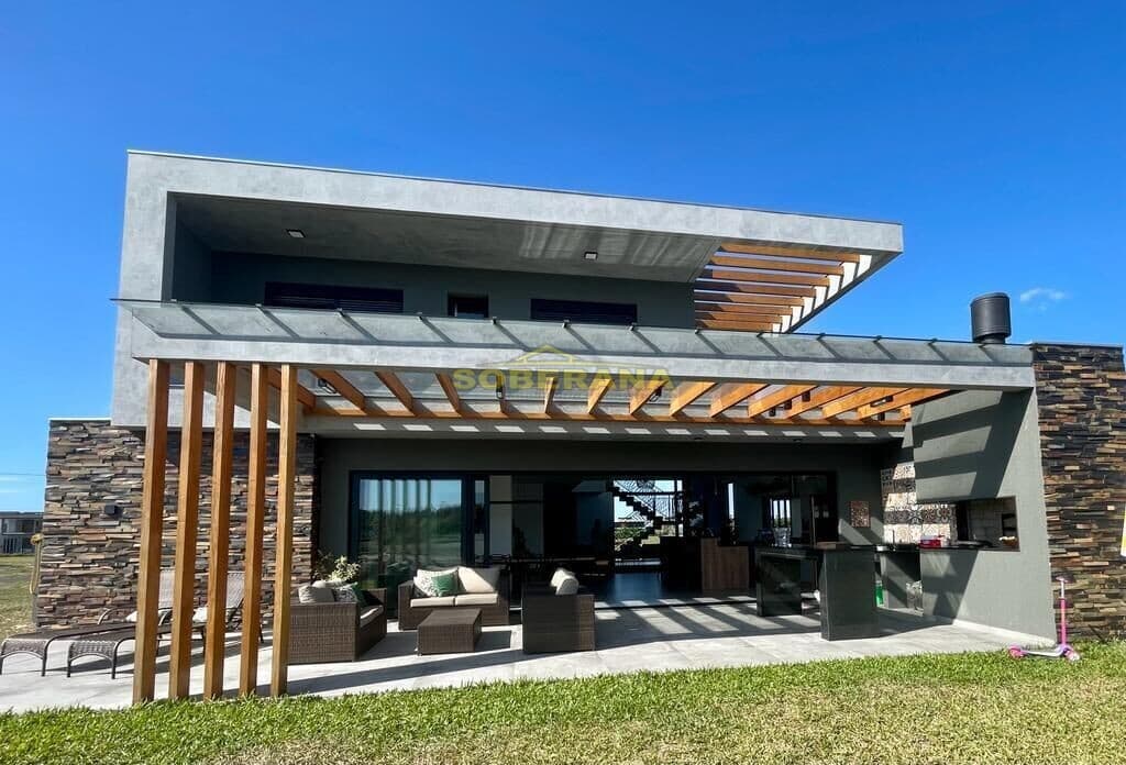 Casa em Capão da Canoa - Capao Novo
