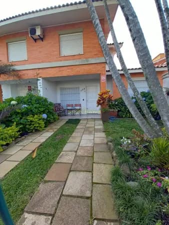 Sobrado em Capão da Canoa - Capao Novo