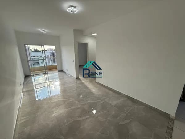 Lindo Apartamento à Venda no Portal das Safiras em Hortolândia - Varanda e Suíte.
