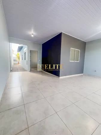 Mais que uma casa, um lugar para criar memórias! Disponível para venda.