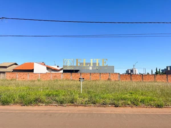 Terreno na Avenida das Andorinhas.