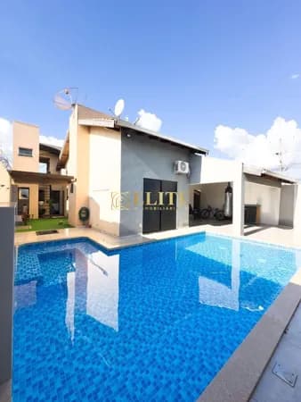 A casa ideal para quem busca qualidade de vida! Disponível para venda.