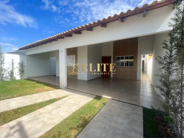 Linda casa à VENDA no Esplanada III
