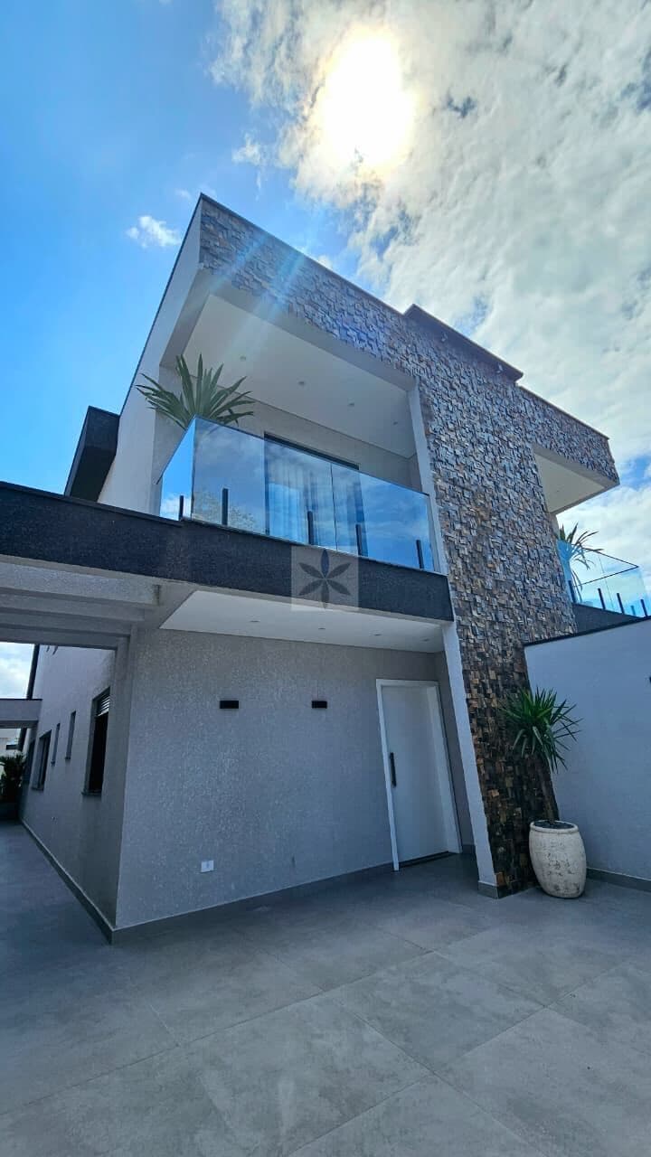 Casa Alto Padrão em São Lourenço, Bertioga/SP
