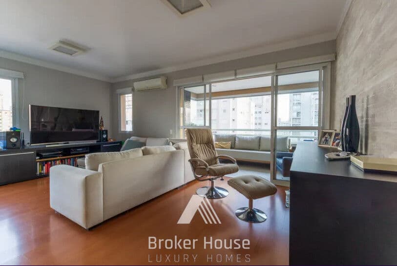 Apartamento na Vila Olímpia