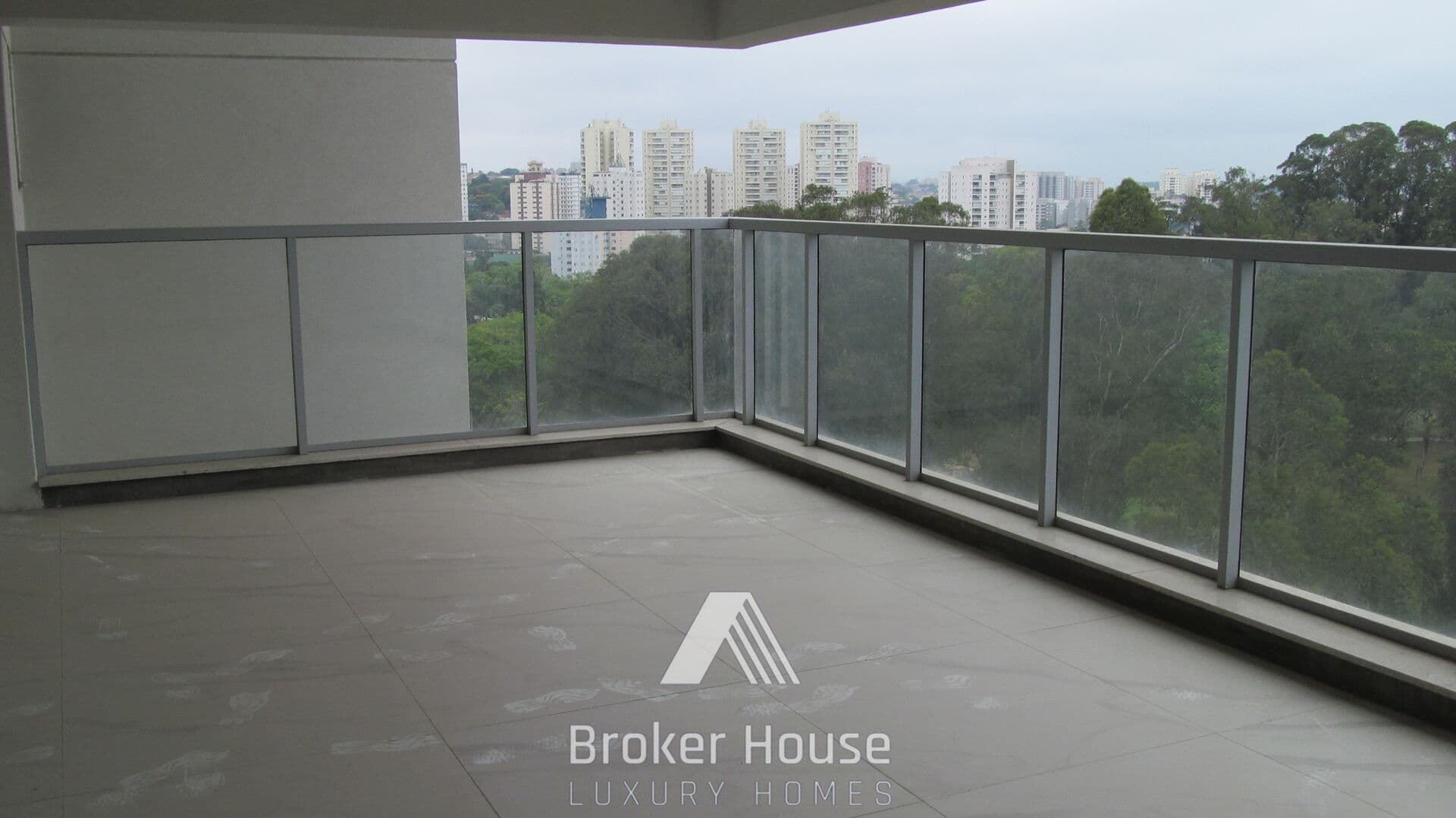 Apartamento no Jardim Marajoara